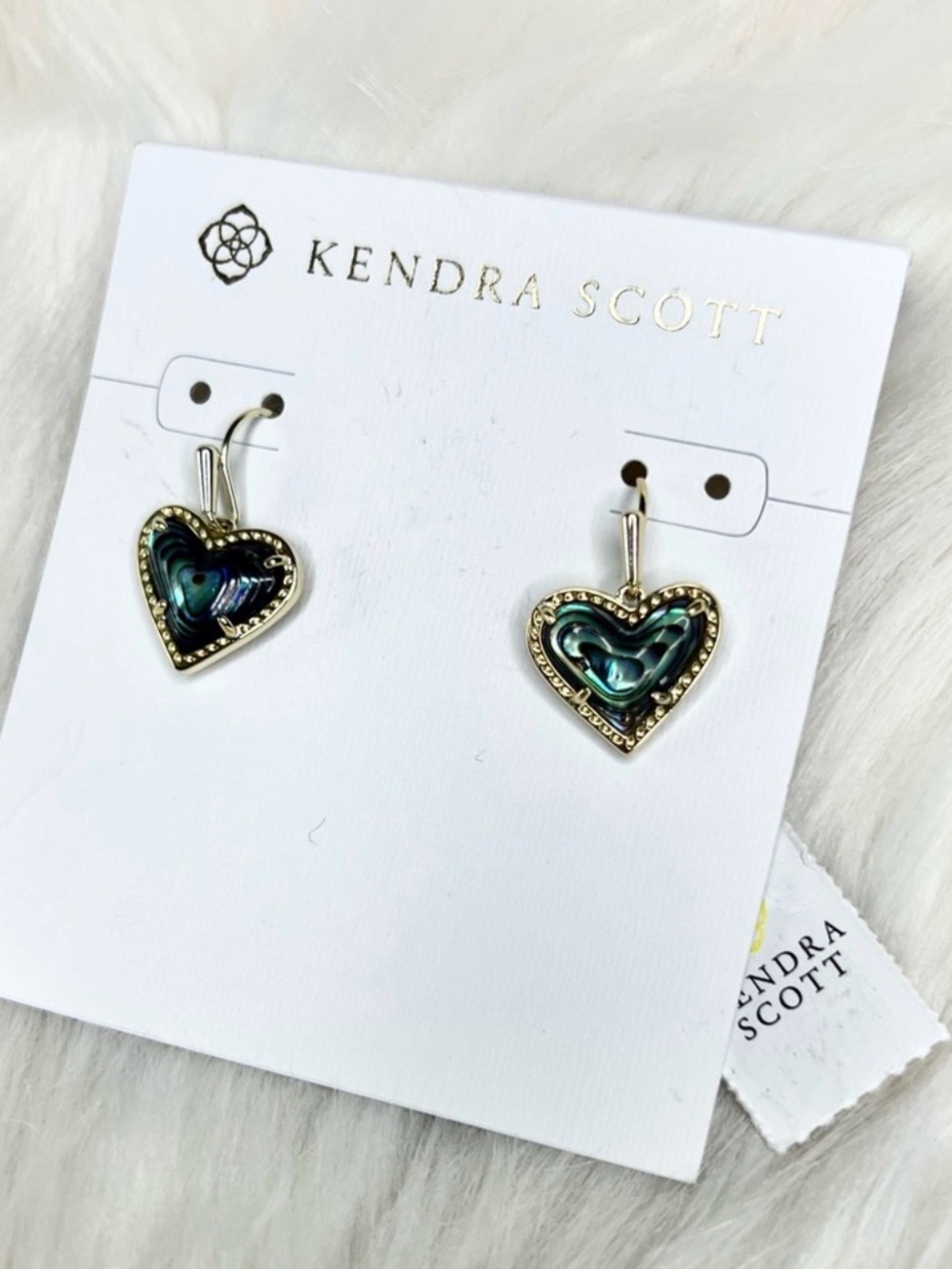✨NWT 🌟Kendra Scott Ari Heart Drop Earrings in Abalone Shell and Gold